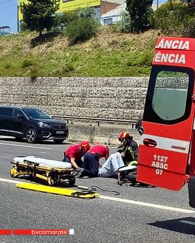 IC17: COLISÃO ENVOLVENDO MOTOCICLO NO TÚNEL DO GRILO PROVOCA FERIDO LEVE E CAOS NO TRÂNSITO
