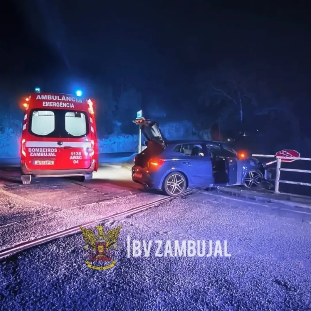 Despiste na Ponte do Trancão no Zambujal Faz Um Ferido Leve