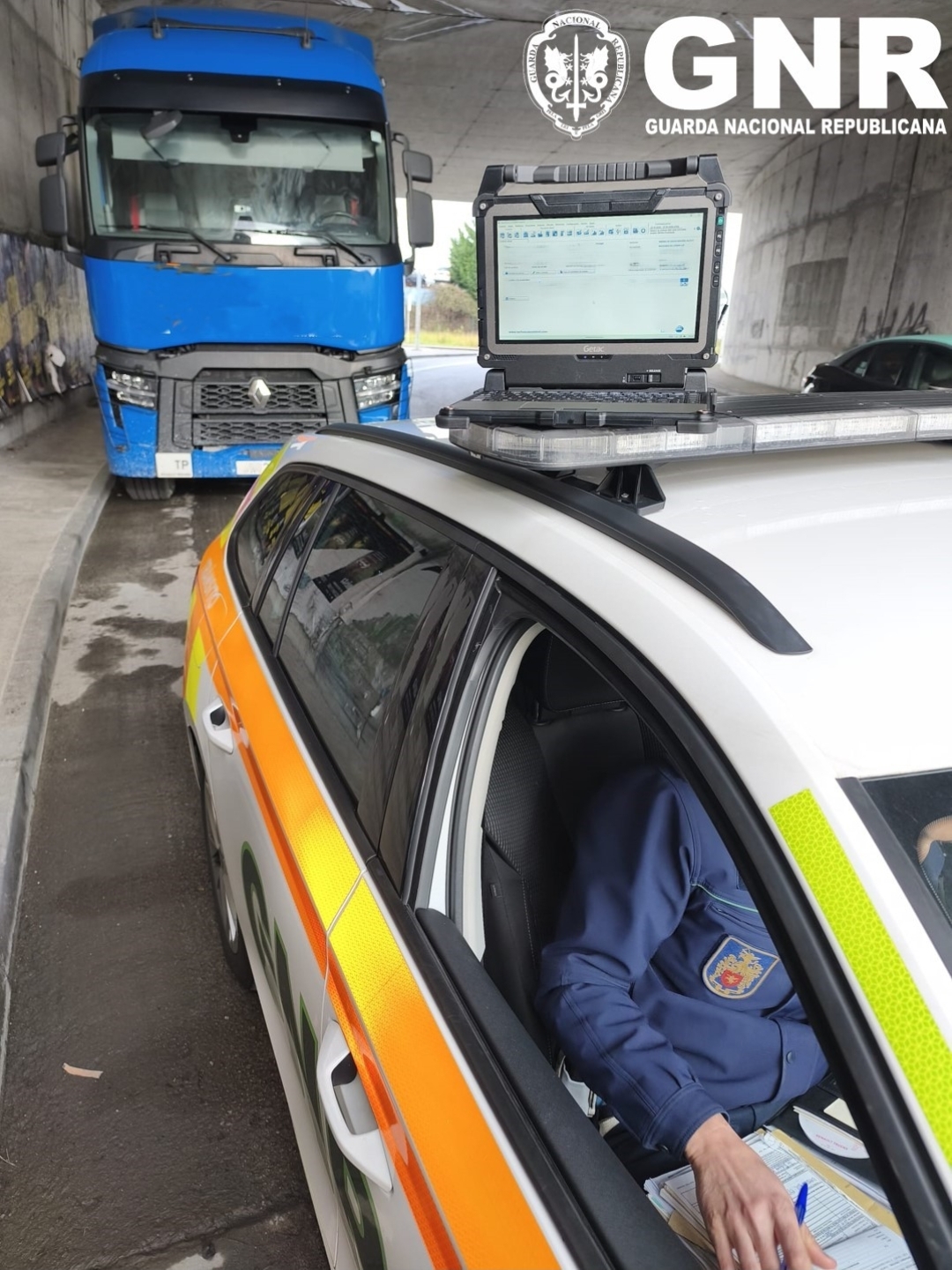 Azambuja – GNR detém motorista por manipulação de tacógrafo