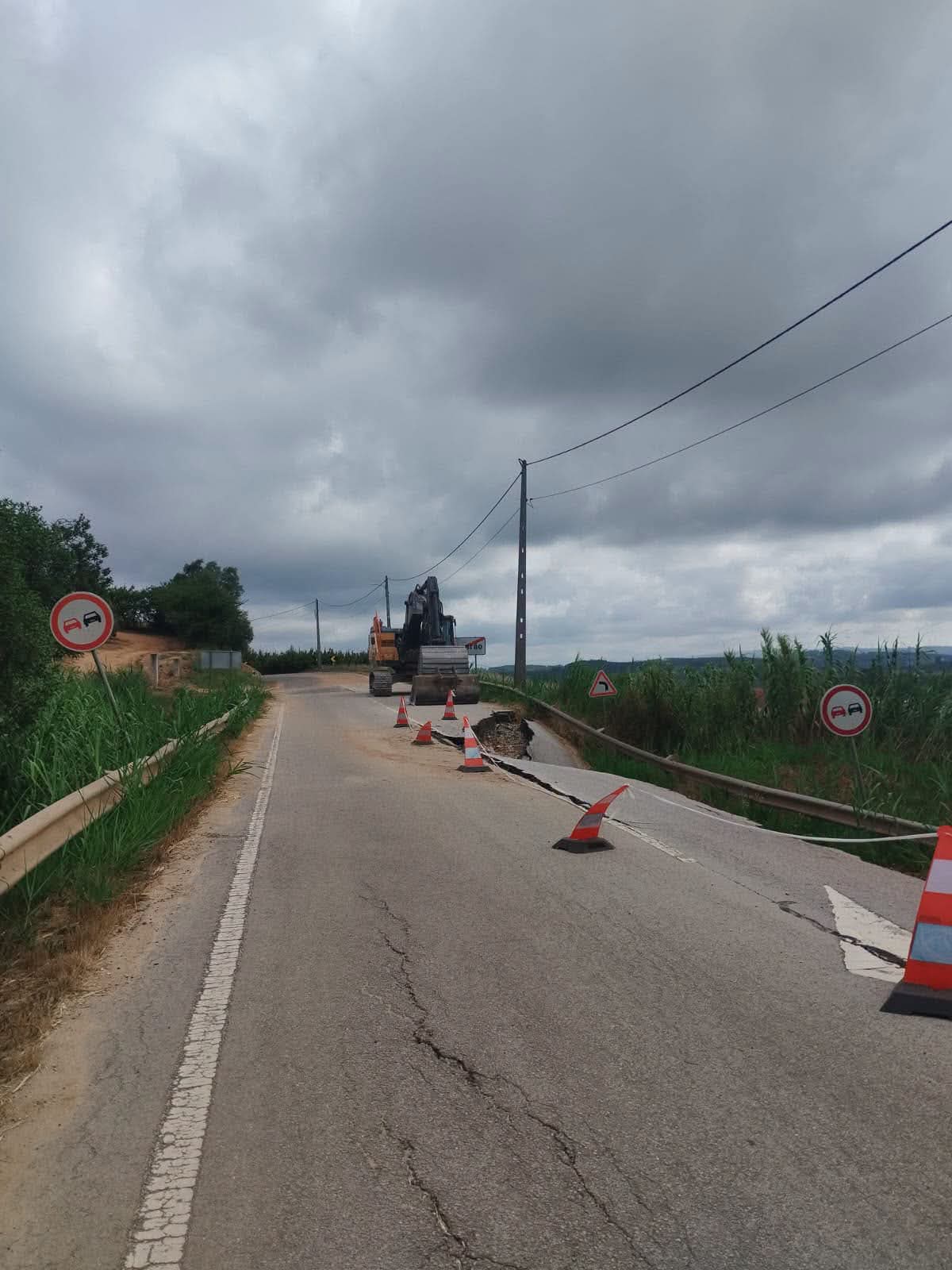 MUNICÍPIO DO CADAVAL E JUNTA DO PAINHO E FIGUEIROS SUBSTITUEM-SE ÀS INFRAESTRUTURAS DE PORTUGAL PARA CRIAR VIA ALTERNATIVA À EN115