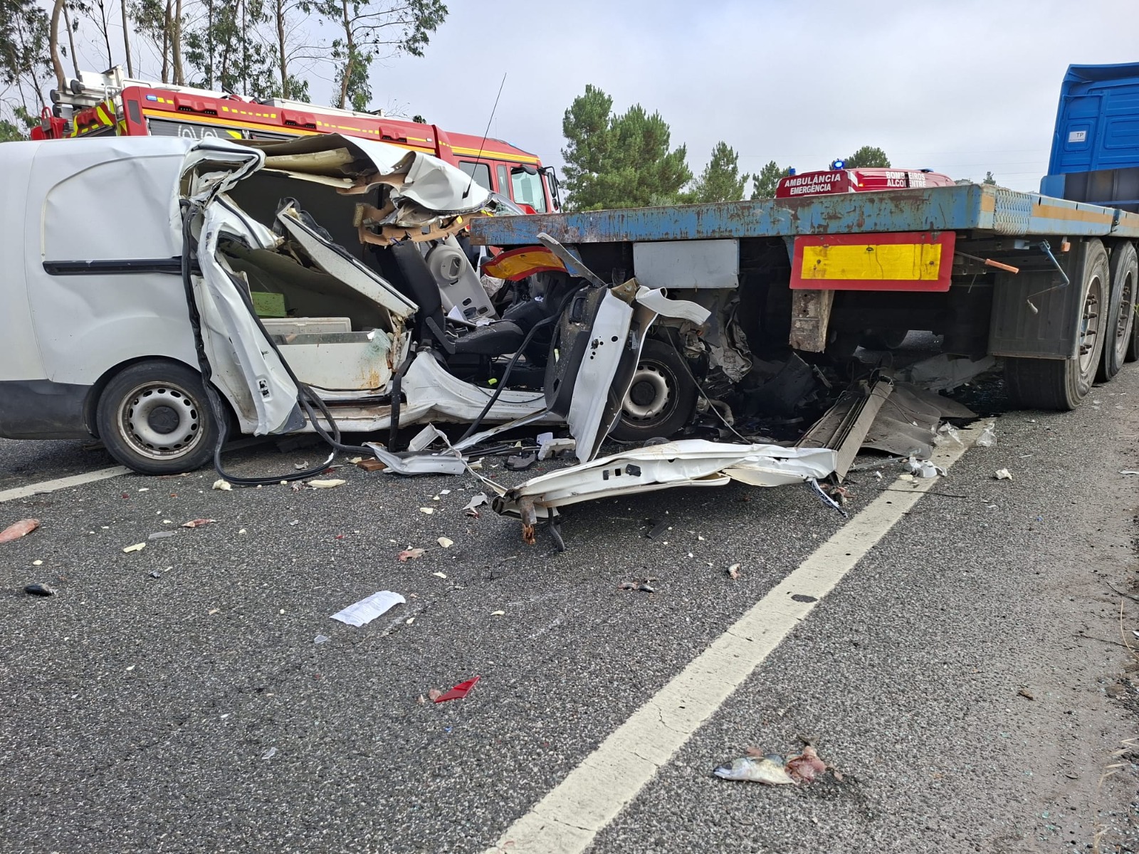 GNR Detém Motorista no IC2 por Falsificação de Tacógrafo e Seguro Falso Após Acidente
