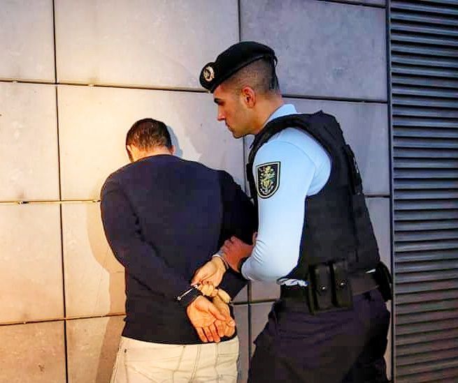 Condutor detido por circular em contramão na A17 em Leiria